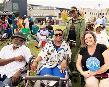 GreyStone Amphitheater fans enjoy Joe Dee Messina